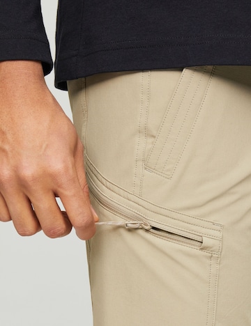 MAMMUT Regular Outdoor Pants in Brown