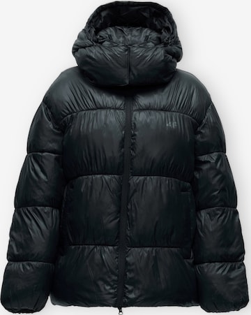4F Outdoorjacke in Schwarz: Vorderseite