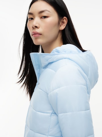 Tommy Jeans - Casaco meia-estação em azul