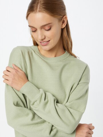 Cotton On Pullover in Grün