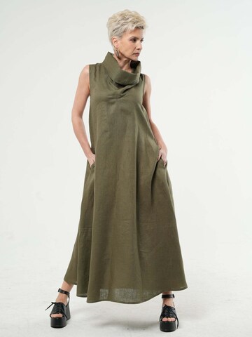 Metamorphoza Dress in Green: front