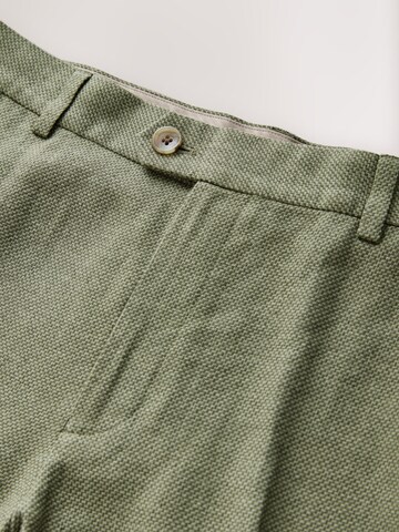 Effilé Pantalon à plis Next en vert