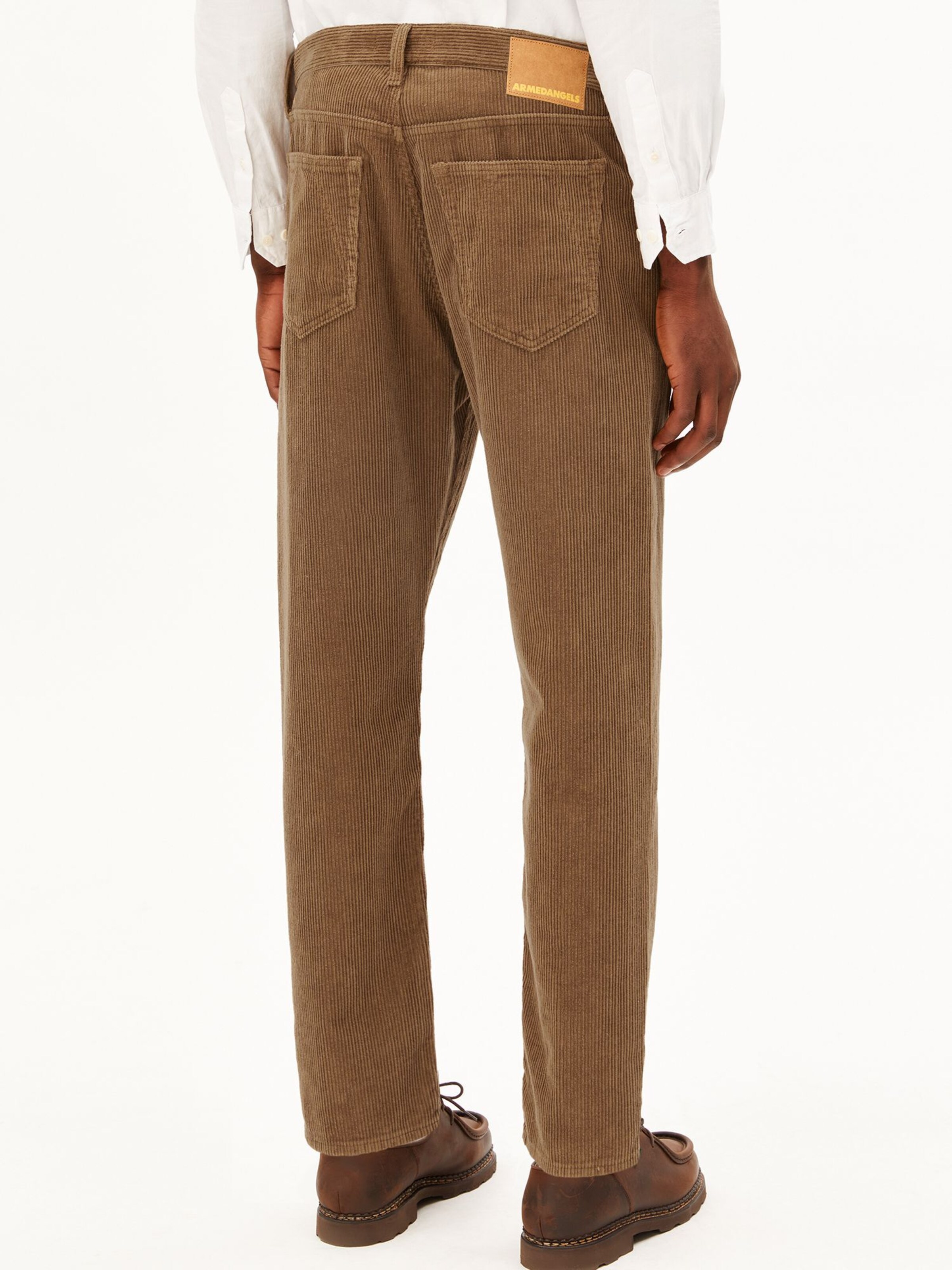 ARMEDANGELS Loosefit Broek in Bruin: voorkant
