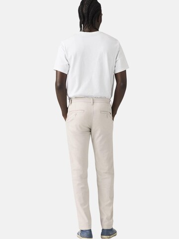 LEVI'S ® - regular Pantalón chino 'Xx Chino Std II' en blanco