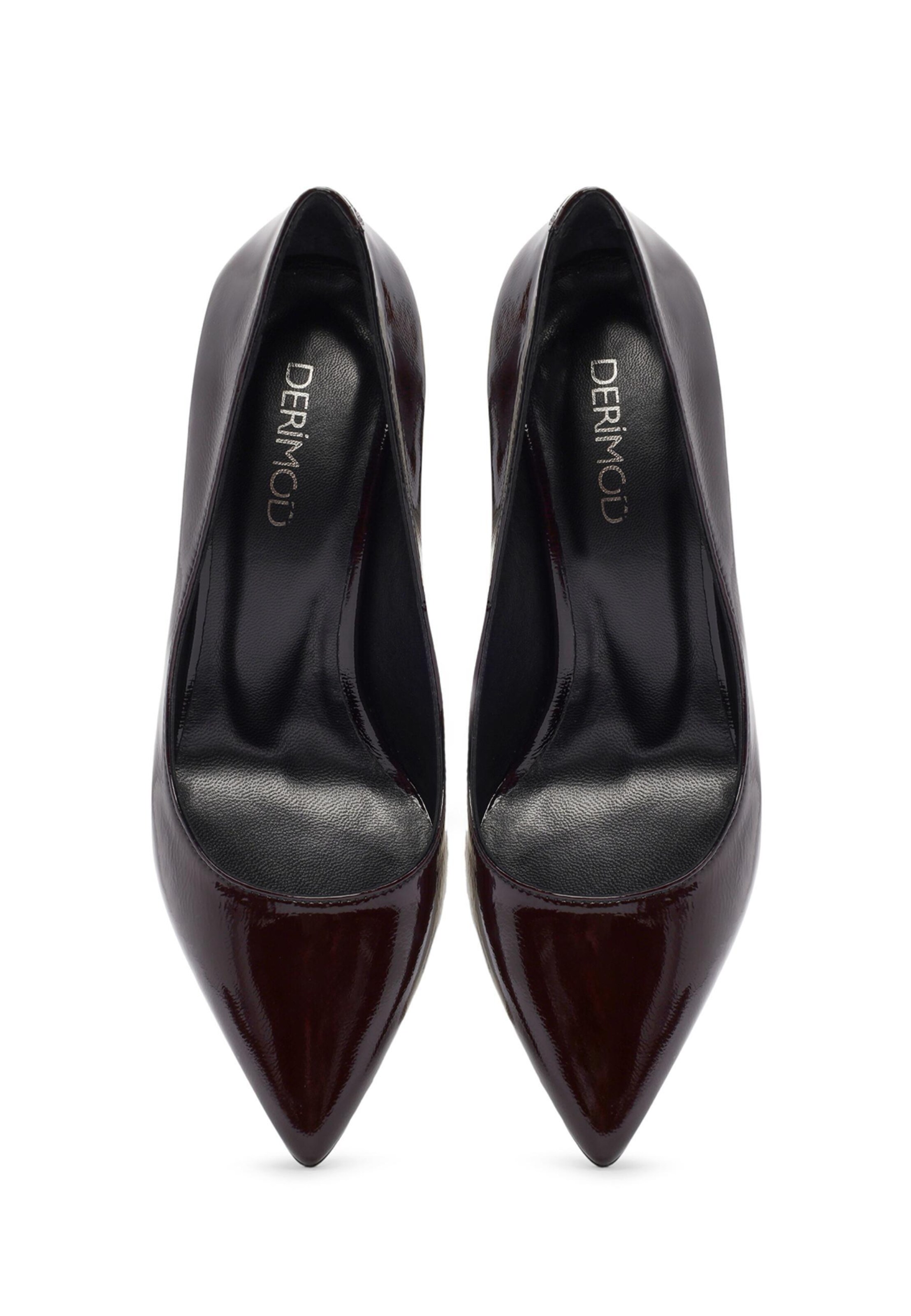 Derimod Pumps in Bruin