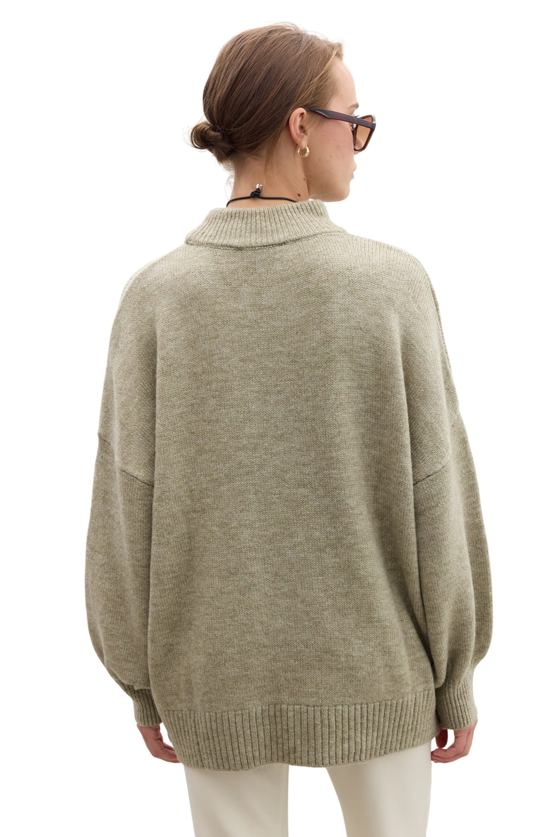 MANUKA Pullover in Grün