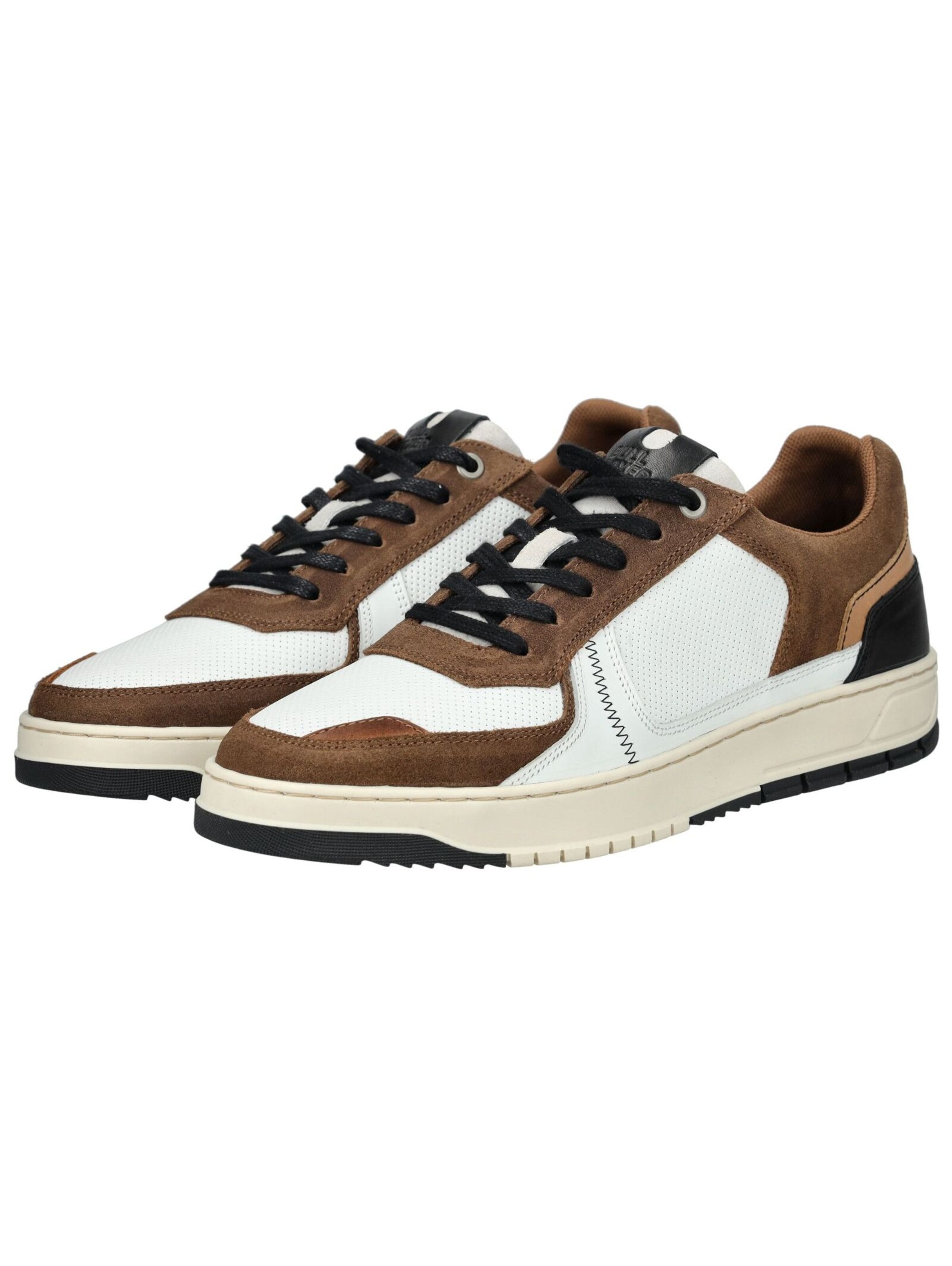 Baskets basses BULLBOXER en blanc