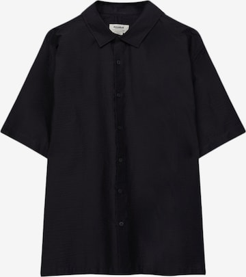 Pull&Bear Comfort fit Button Up Shirt in Black: front