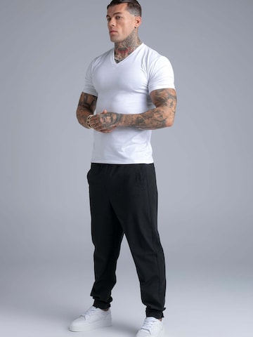 SikSilk Shirt in White: front