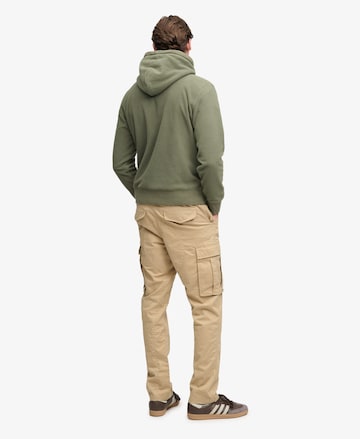 Coupe slim Pantalon cargo Superdry & Co en beige