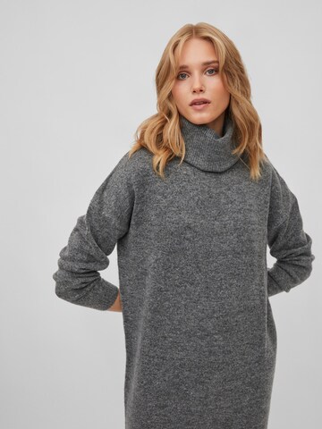 VILA Knitted dress 'MATHILDA' in Grey