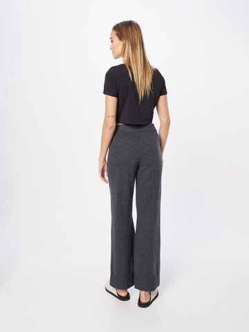 GAP Wide Leg Hose in Grau