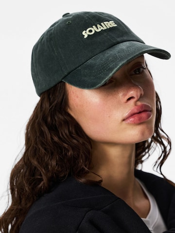 PIECES Cap 'PCBarah' in Green: front