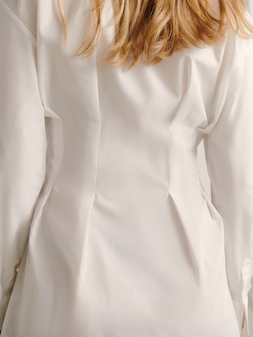 Guido Maria Kretschmer Women Shirt dress 'Nina ' in White
