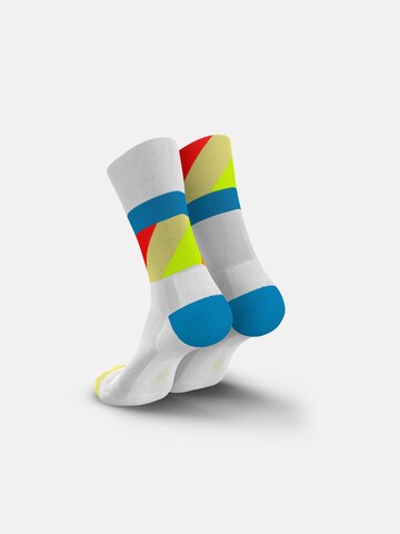 INCYLENCE Athletic Socks 'STRIDES' in White