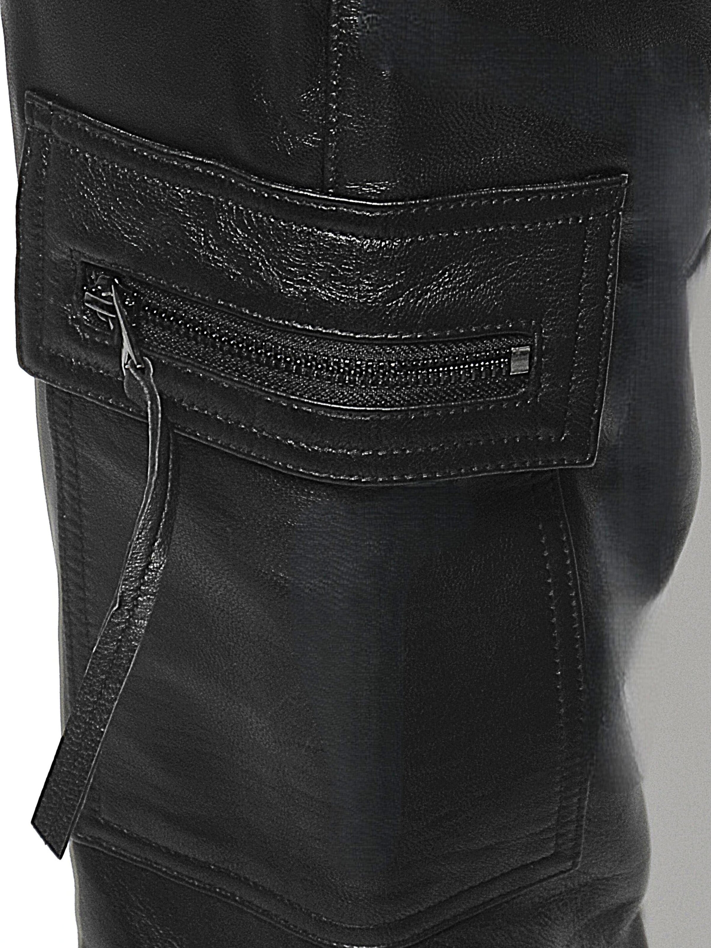 Be  Noble Regular Cargo trousers in Black