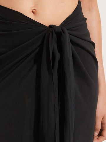 Tezenis Strandtuch in Schwarz