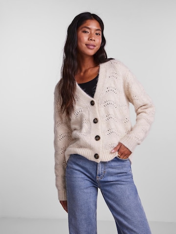 PIECES Knit cardigan 'Bibbi' in White: front