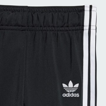 ADIDAS ORIGINALS Облекло за бягане 'Adicolor' в черно