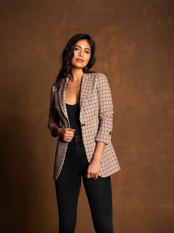 Vulto Blazer in Beige: front