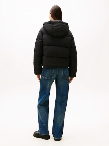 Tommy Jeans Vinterjacka i svart