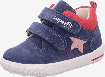 SUPERFIT Обувки за прохождане 'Moppy' в синьо: отпред