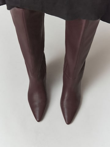 Next Boot 'Forever Comfort' in Red