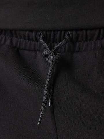 EA7 Emporio Armani regular Bukser i sort