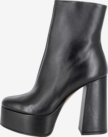 FELIPA Ankle Boots in Black: front