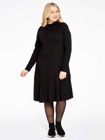 Yoek Dress 'Organic' in Black