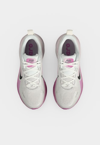 NIKE Loopschoen 'VOMERO 18' in Wit