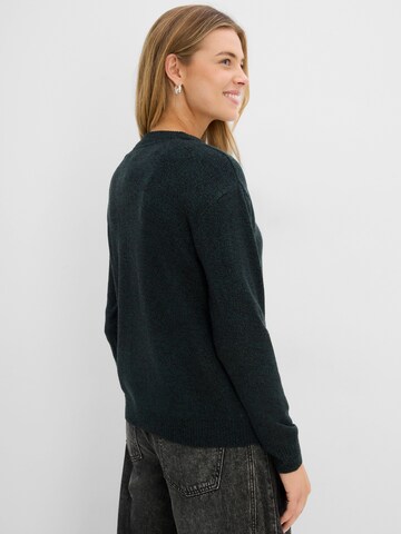 Pull-over bonprix en vert