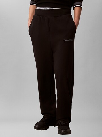 Calvin Klein Sport Loosefit Sportbroek in Bruin: voorkant