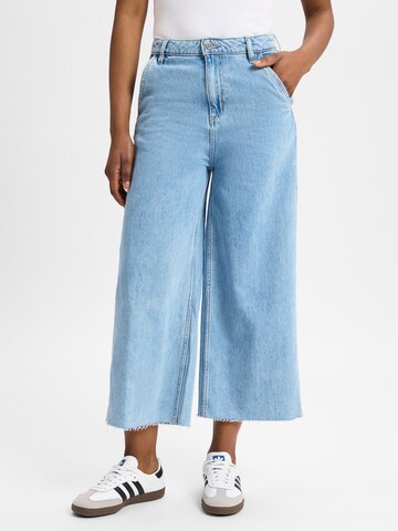 BOSS Slim fit Jeans ' Sorcerous ' in Blue: front
