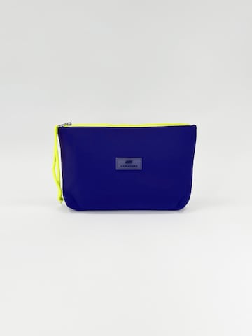 Mywander Clutch 'Neoprene' in Blue: front