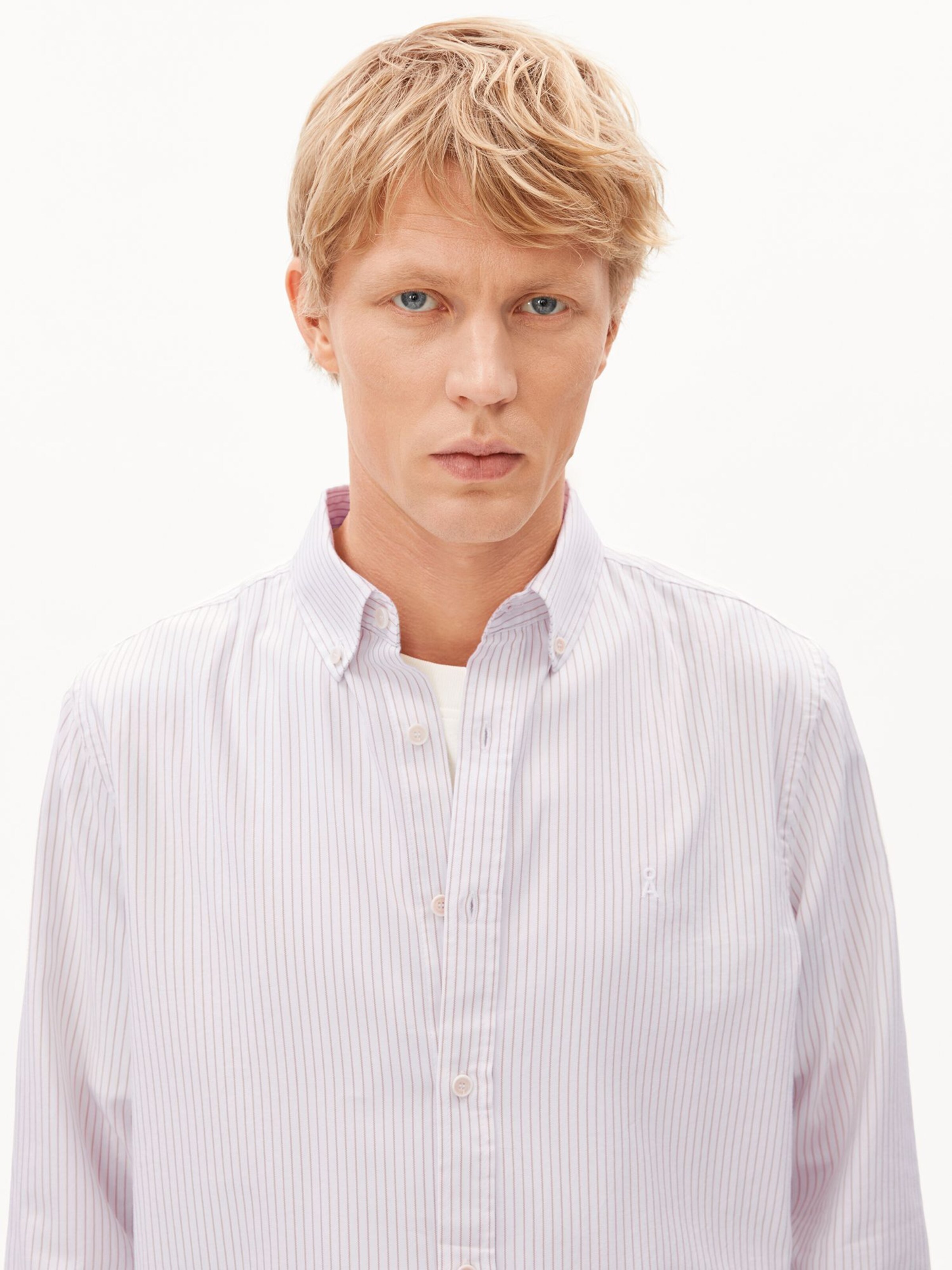 ARMEDANGELS Regular fit Overhemd in Beige: voorkant