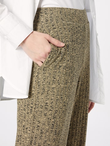 Wide leg Pantaloni 'Beck' de la modström pe verde