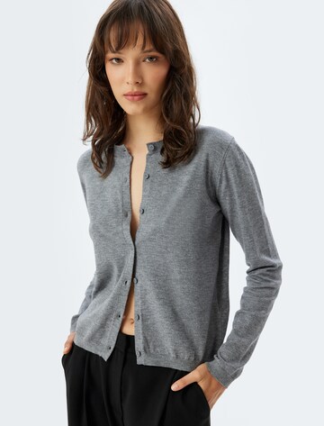 Koton Strickjacke in Grau