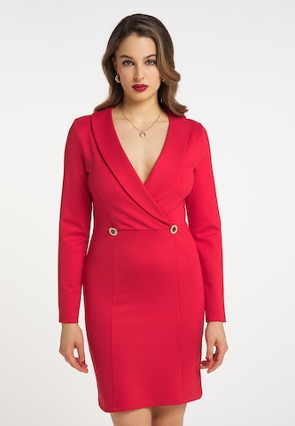 Robe faina en rouge : devant