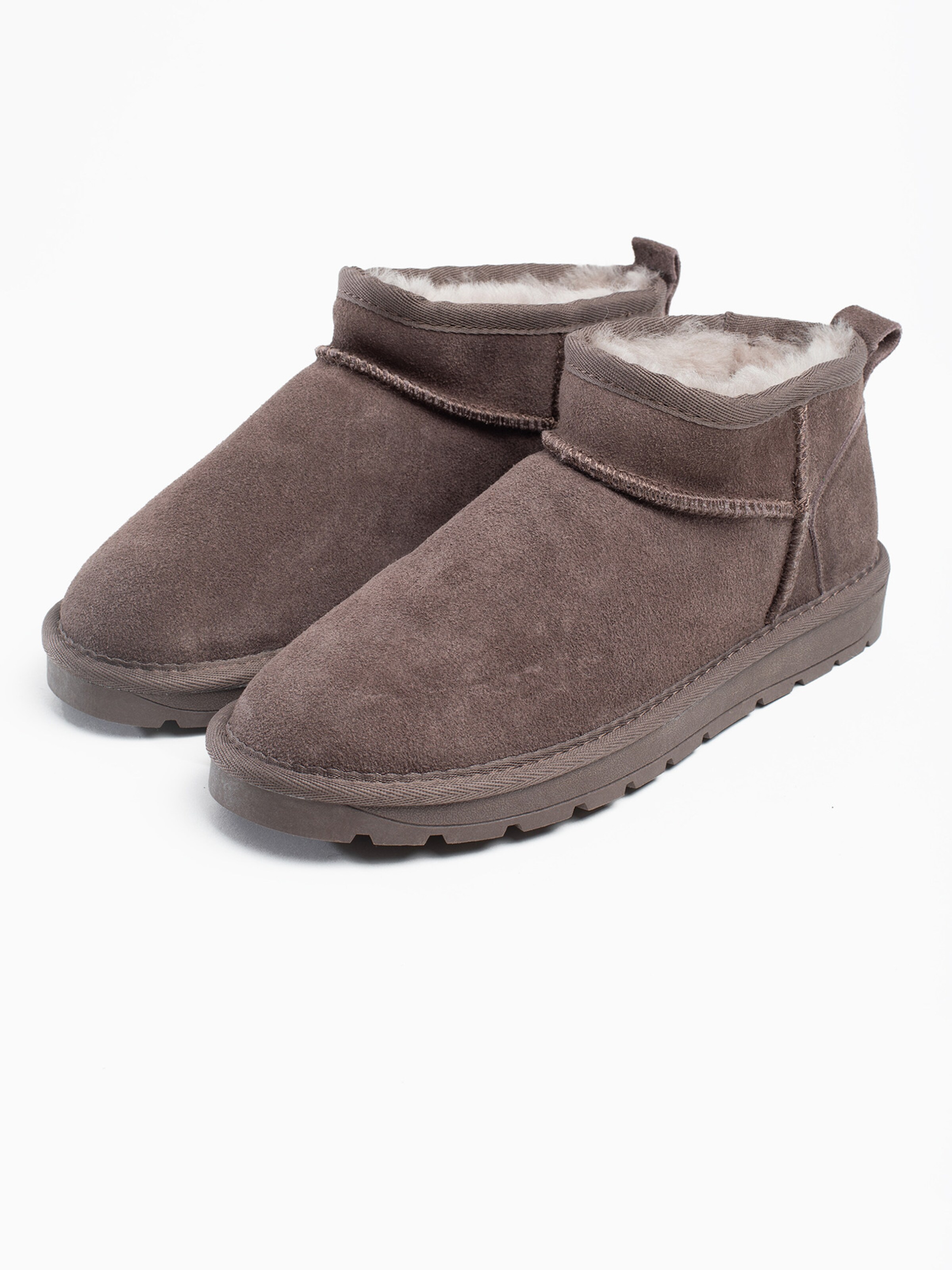 Boots 'Mindiki' di Gooce in grigio