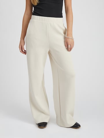 Peppercorn - Pierna ancha Pantalón 'Minnie' en beige: frente