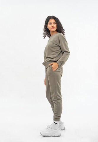 Tom Barron Sports suit in Green