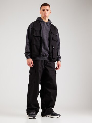 Elias Rumelis Sweatshirt 'AMIRAN' in Zwart