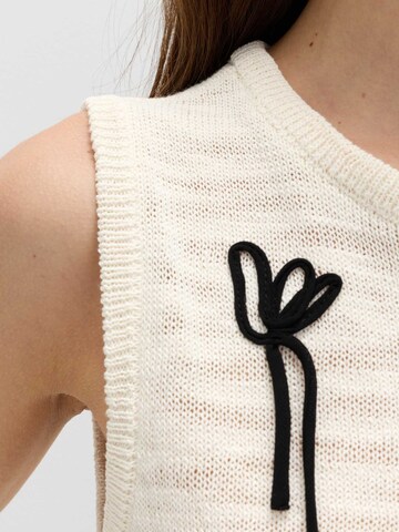Gilet in maglia di Marks & Spencer in bianco