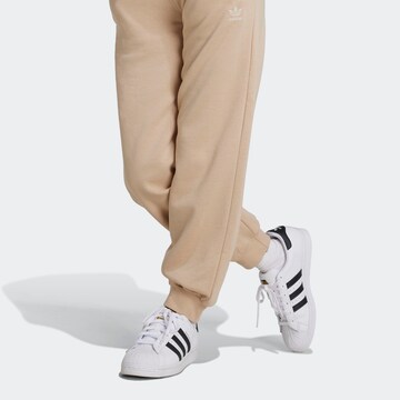 ADIDAS ORIGINALS Tapered Hose in Beige