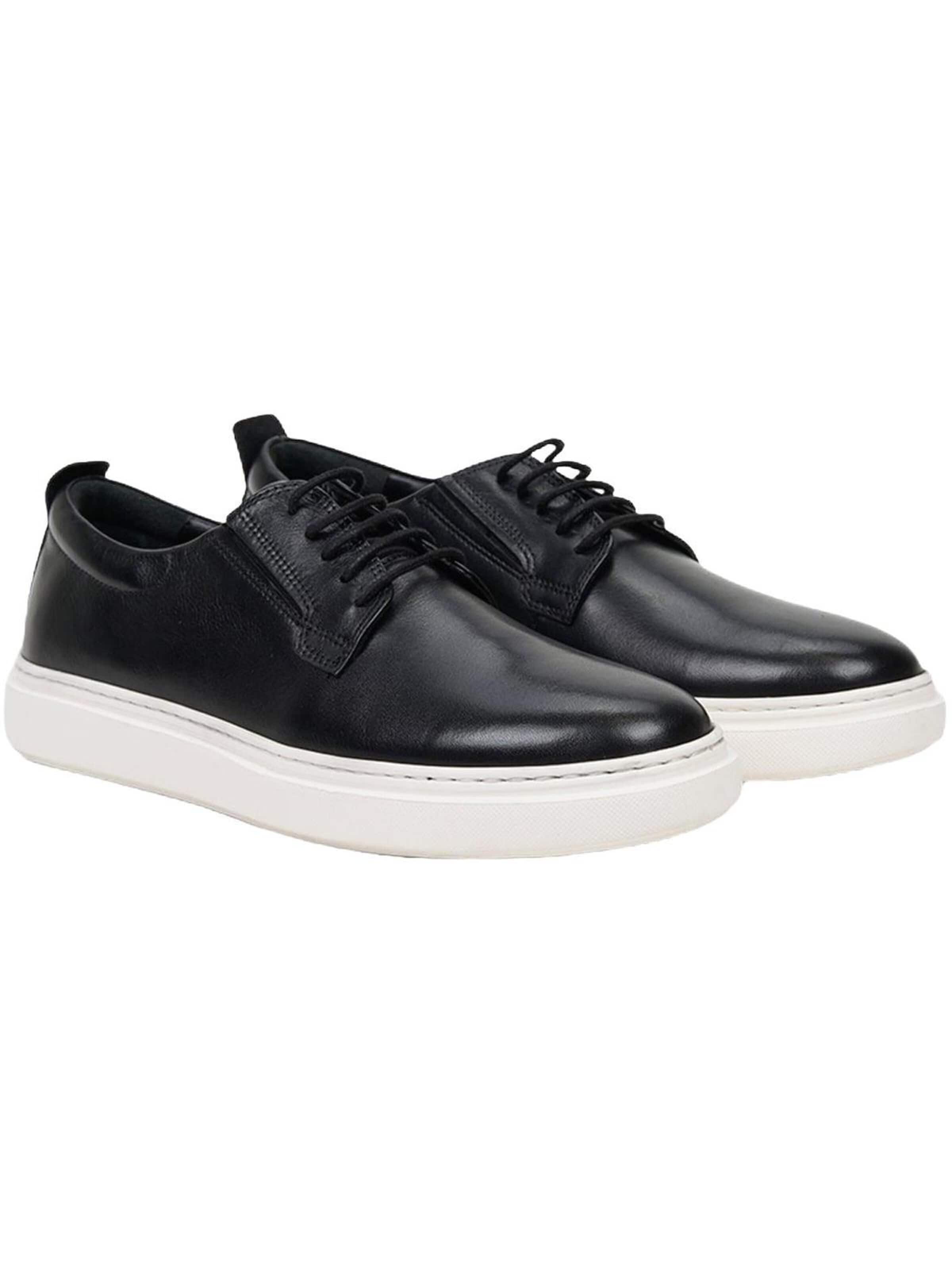 Desa Athletic Lace-Up Shoes 'Lässige Spitze' in Black: front
