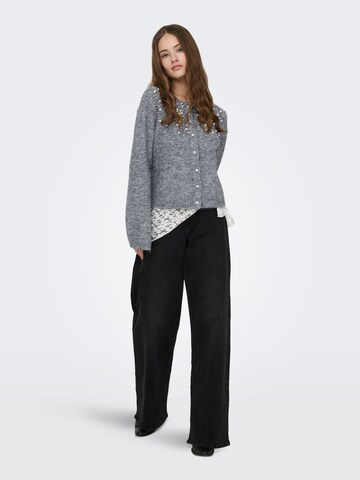 ONLY Πλεκτή ζακέτα 'ONLMIGGIE' σε γκρι