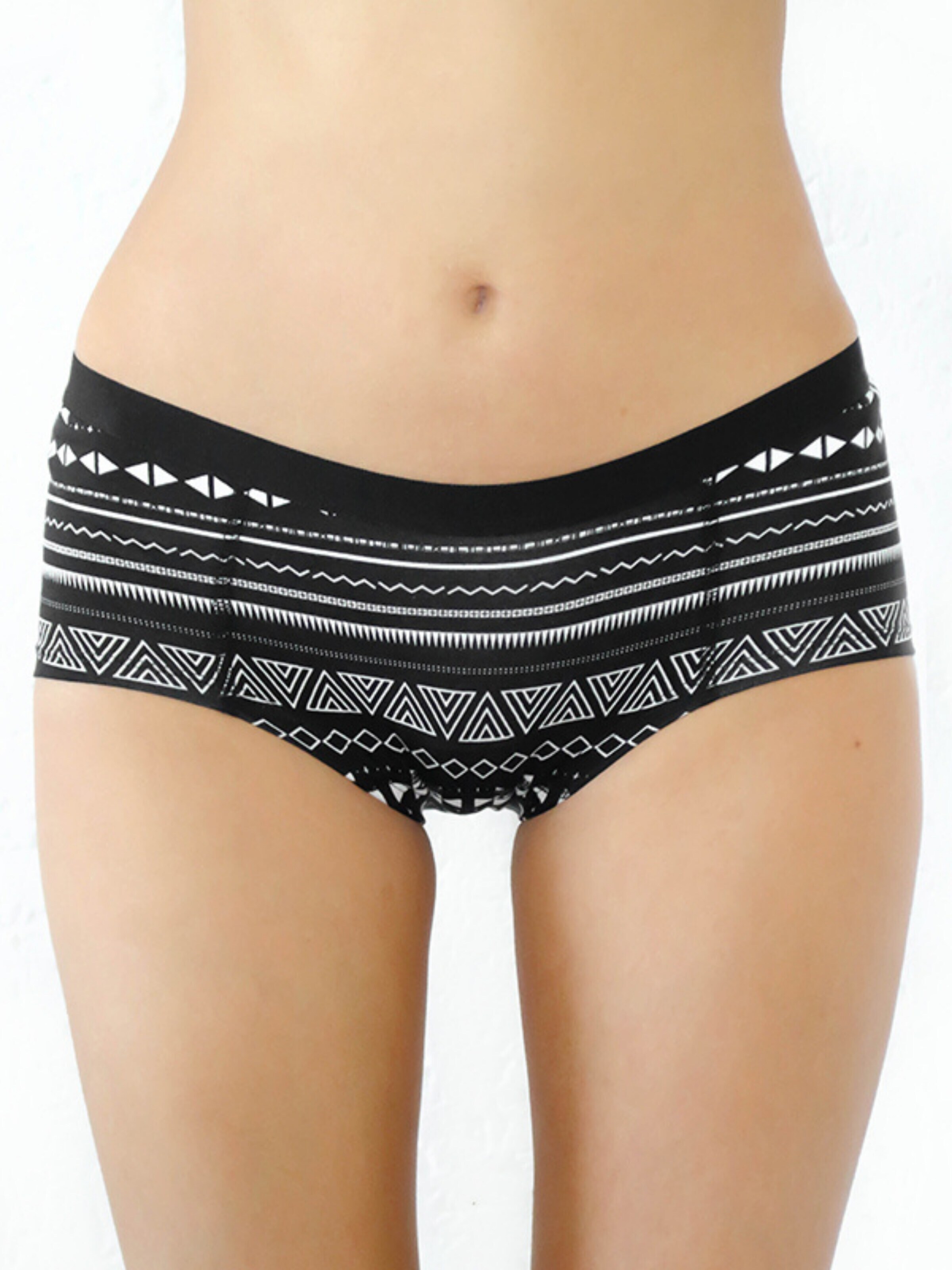Albero Natur Boyshorts in Black