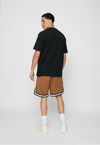 T-Shirt 'Corporate Intnl' FUBU en noir