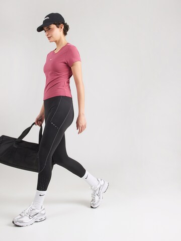 Nike Sportswear Shirt 'CHLL' in Red